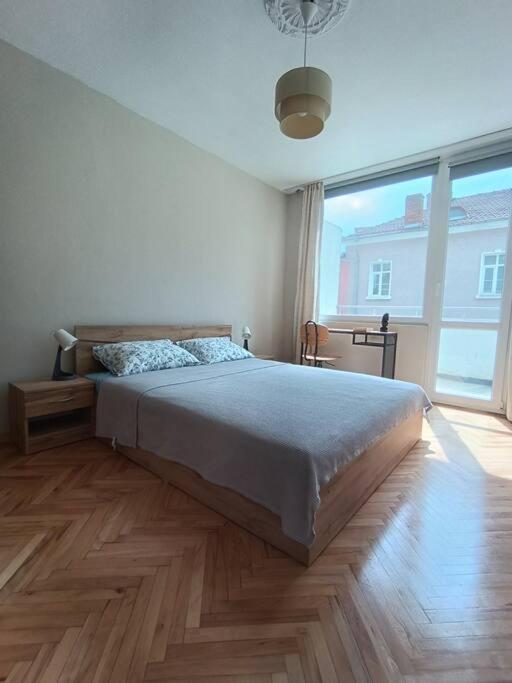 Aprilov Apartment Gabrovo Buitenkant foto